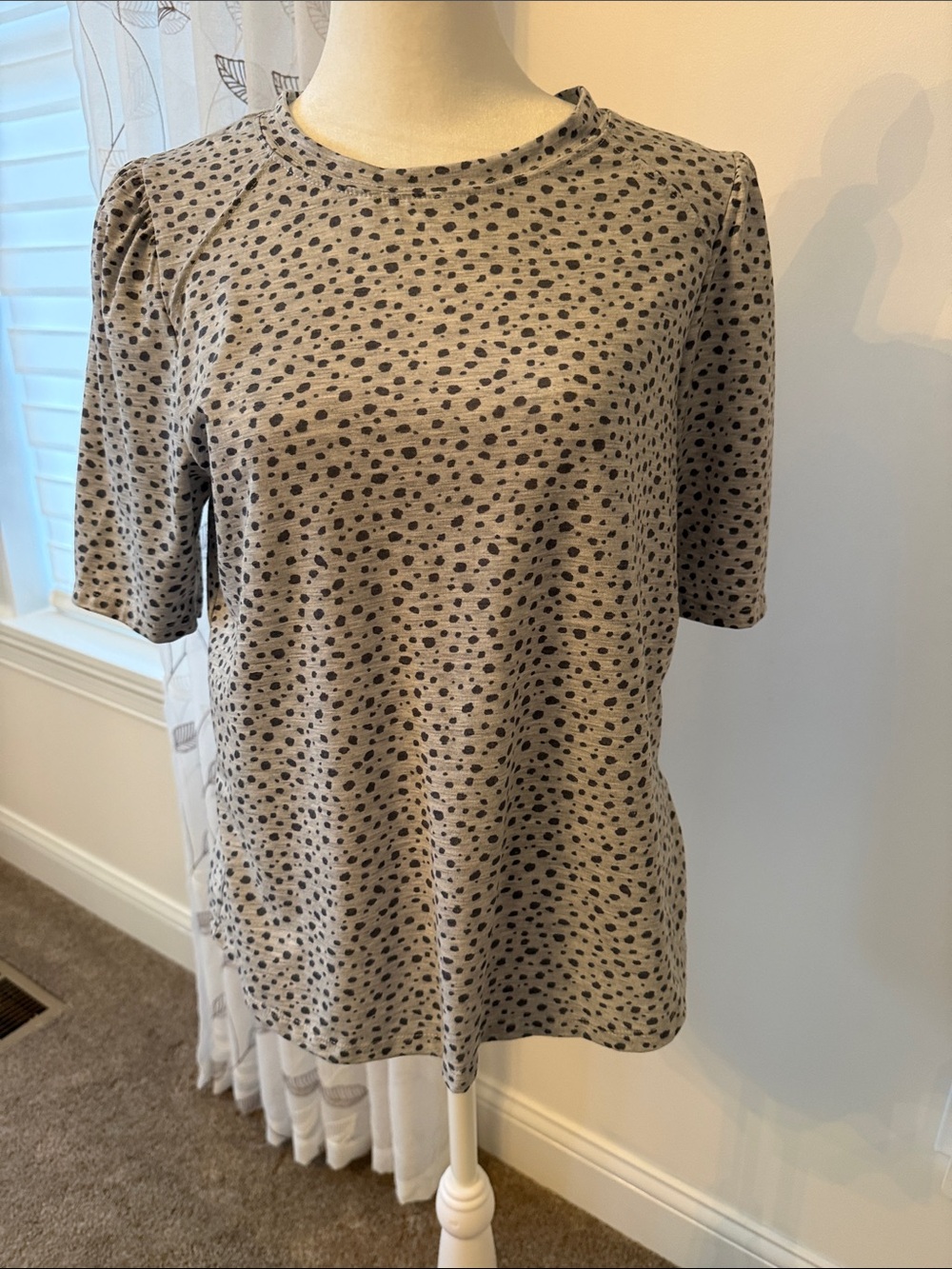 Democracy Gray Dot Short Sleeve Crewneck Top